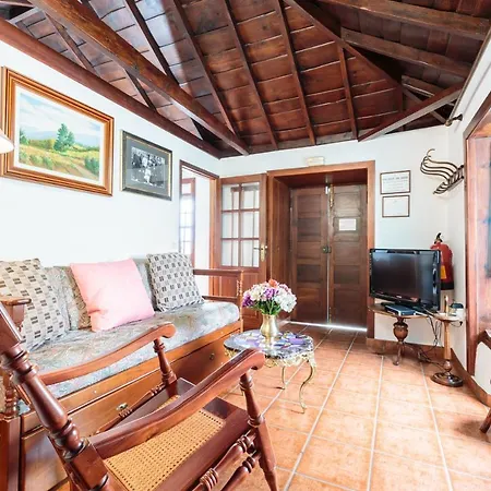 Holiday home Priscila Villa de Mazo